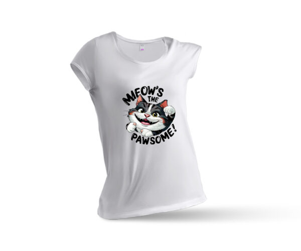 Cat Women's Round Neck T-Shirt